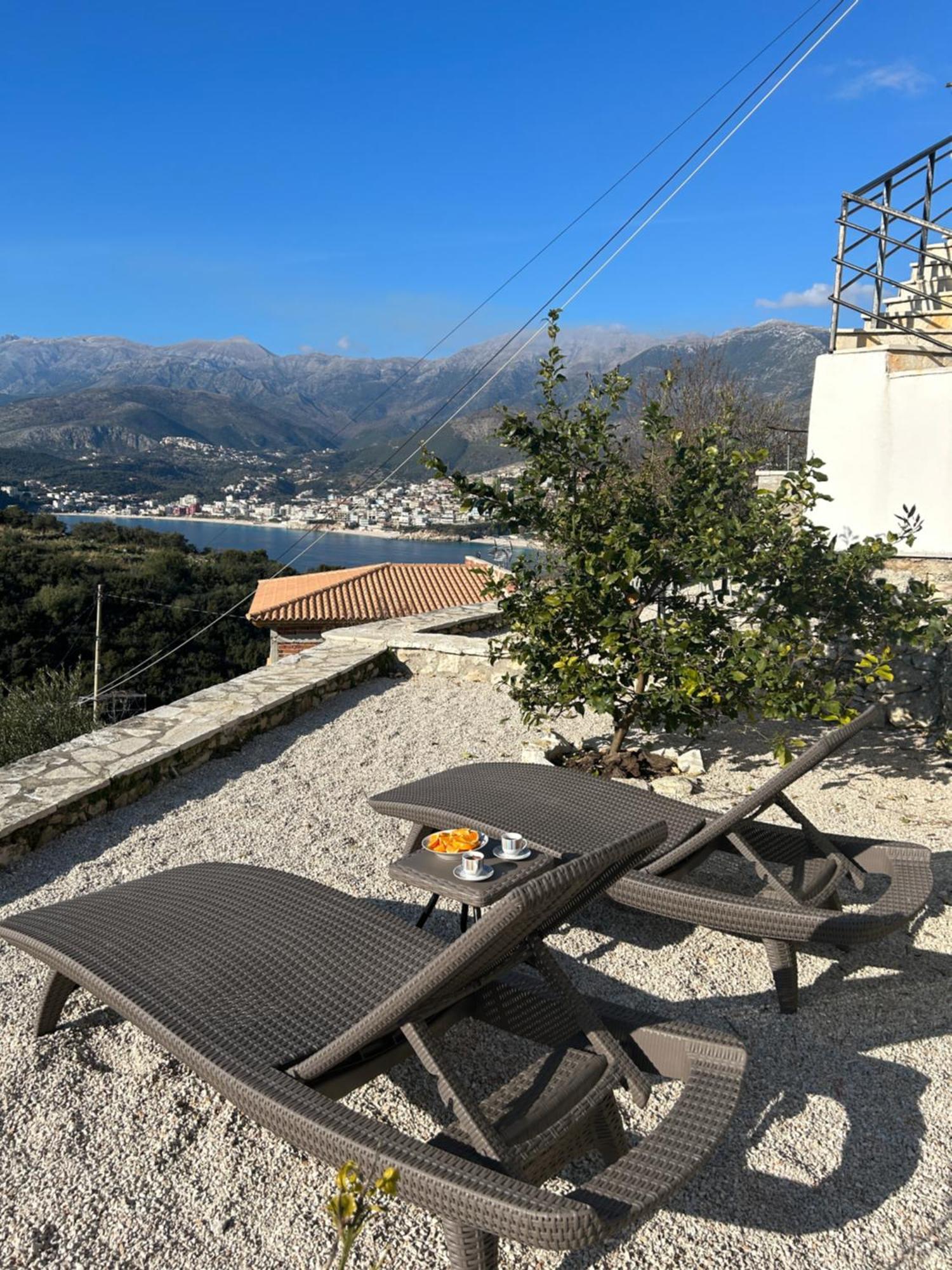 Hostel On The Hill - By Filikuri Beach Himare Exterior foto